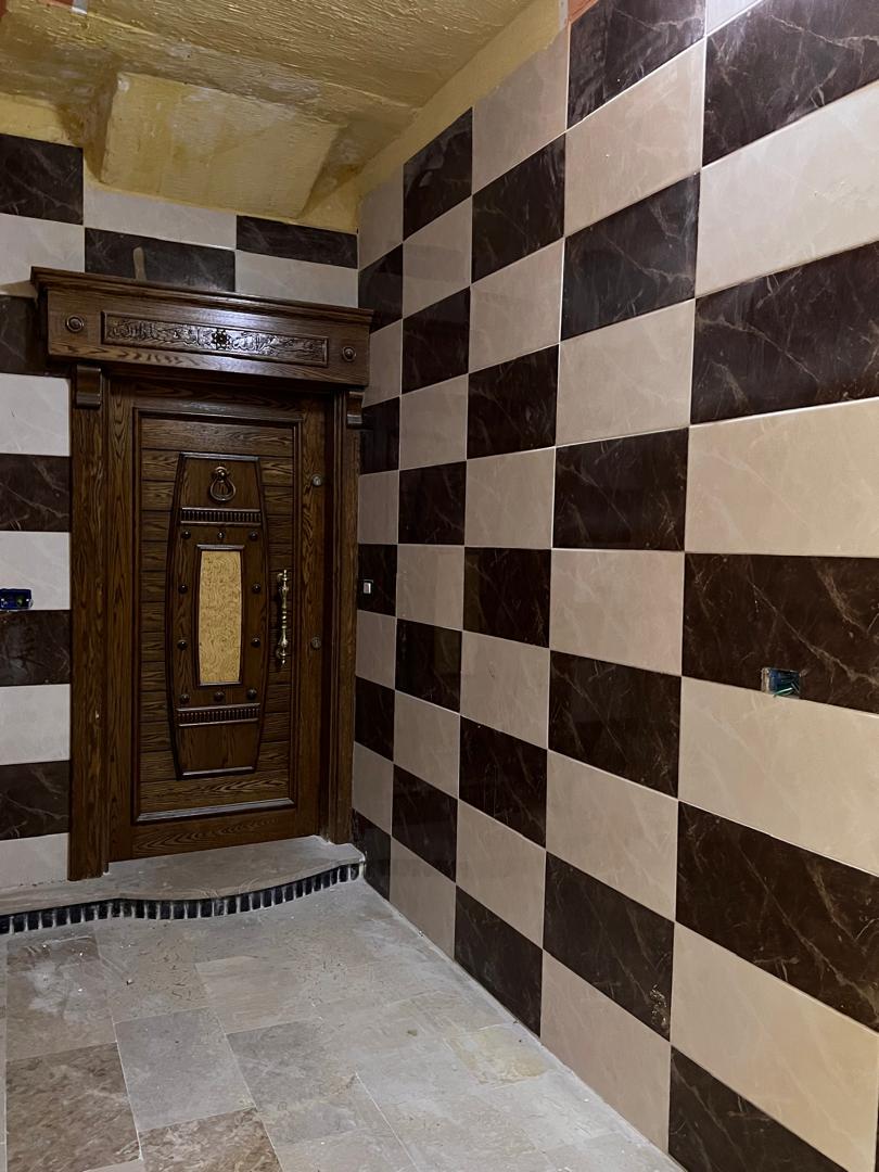 (Hariri (Building eight