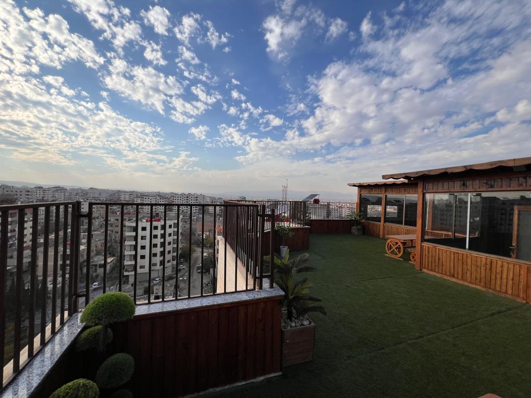 (Hariri (Building eight