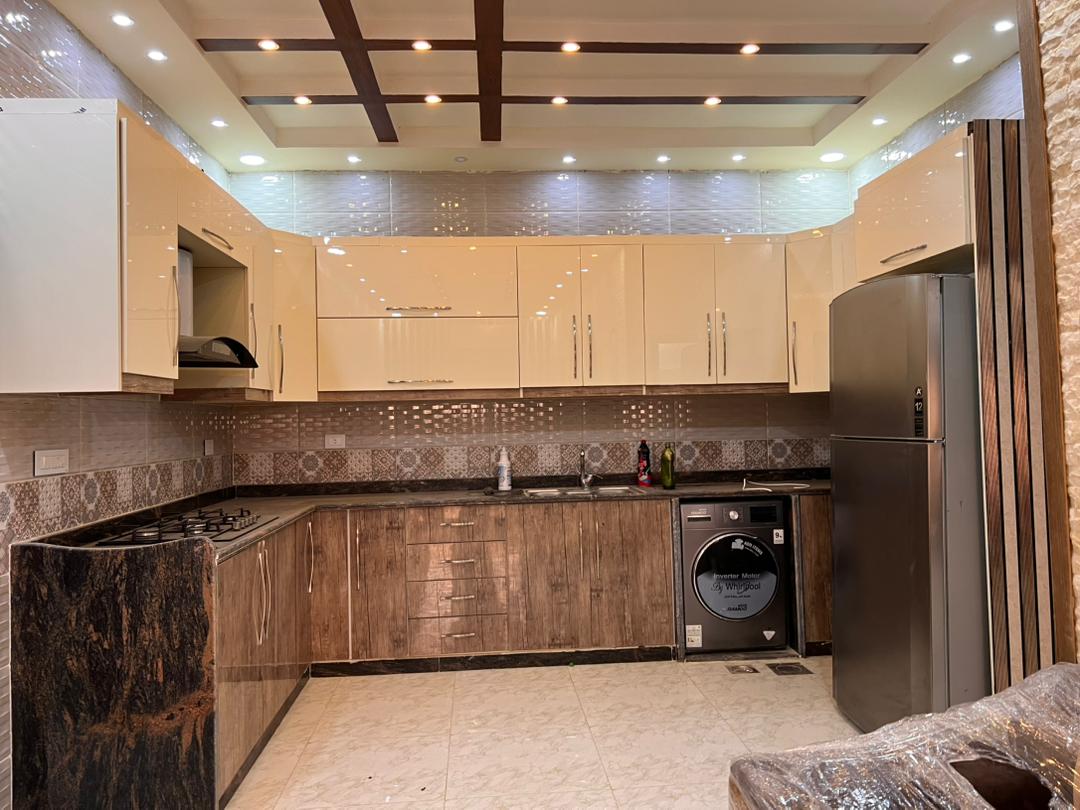 (Hariri (Building eight