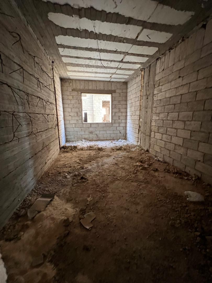 (Hariri(Building eight