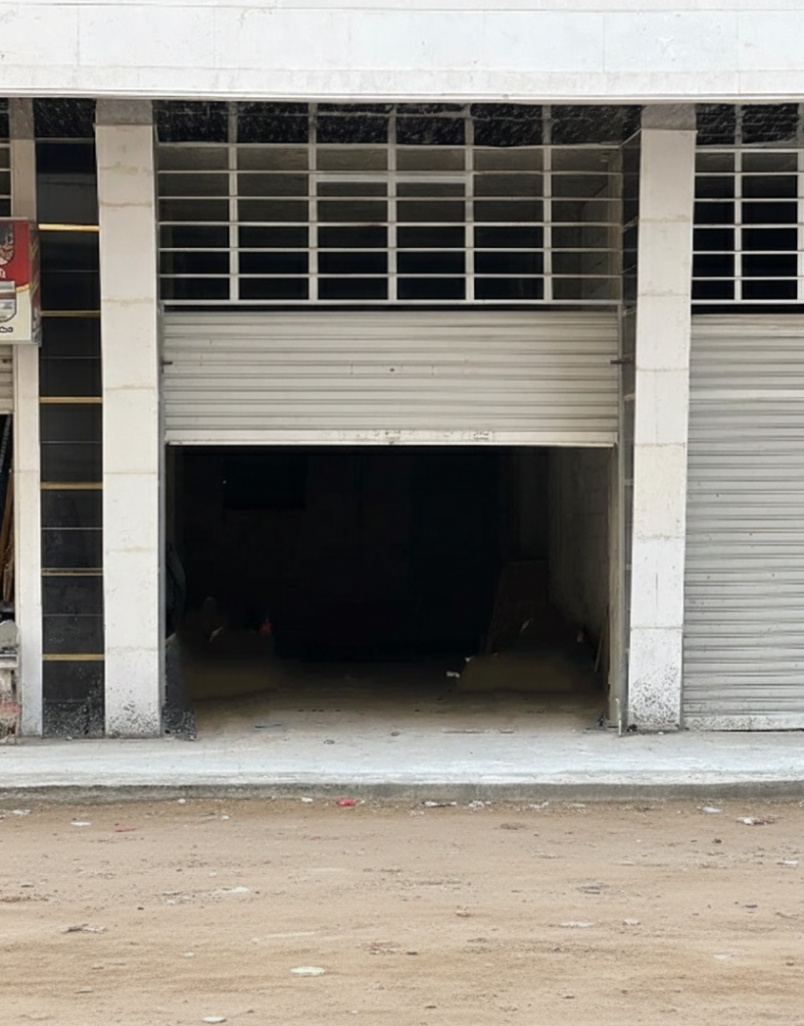 (Hariri(store 2 - Seventeenth building 