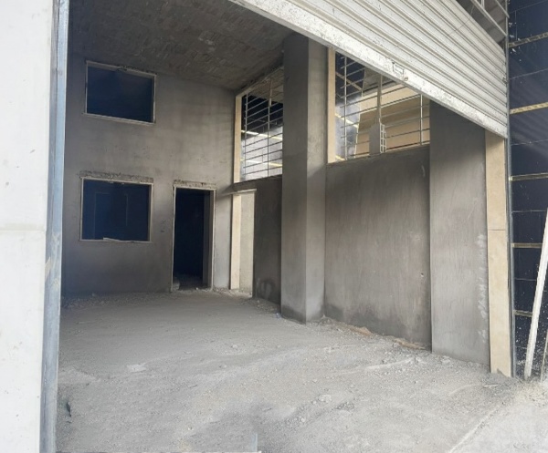 Hariri (store 3 - The Seventeenth Building)